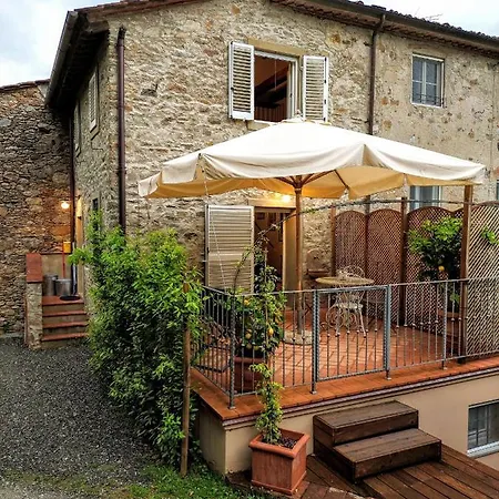 Casina Laura Capannori